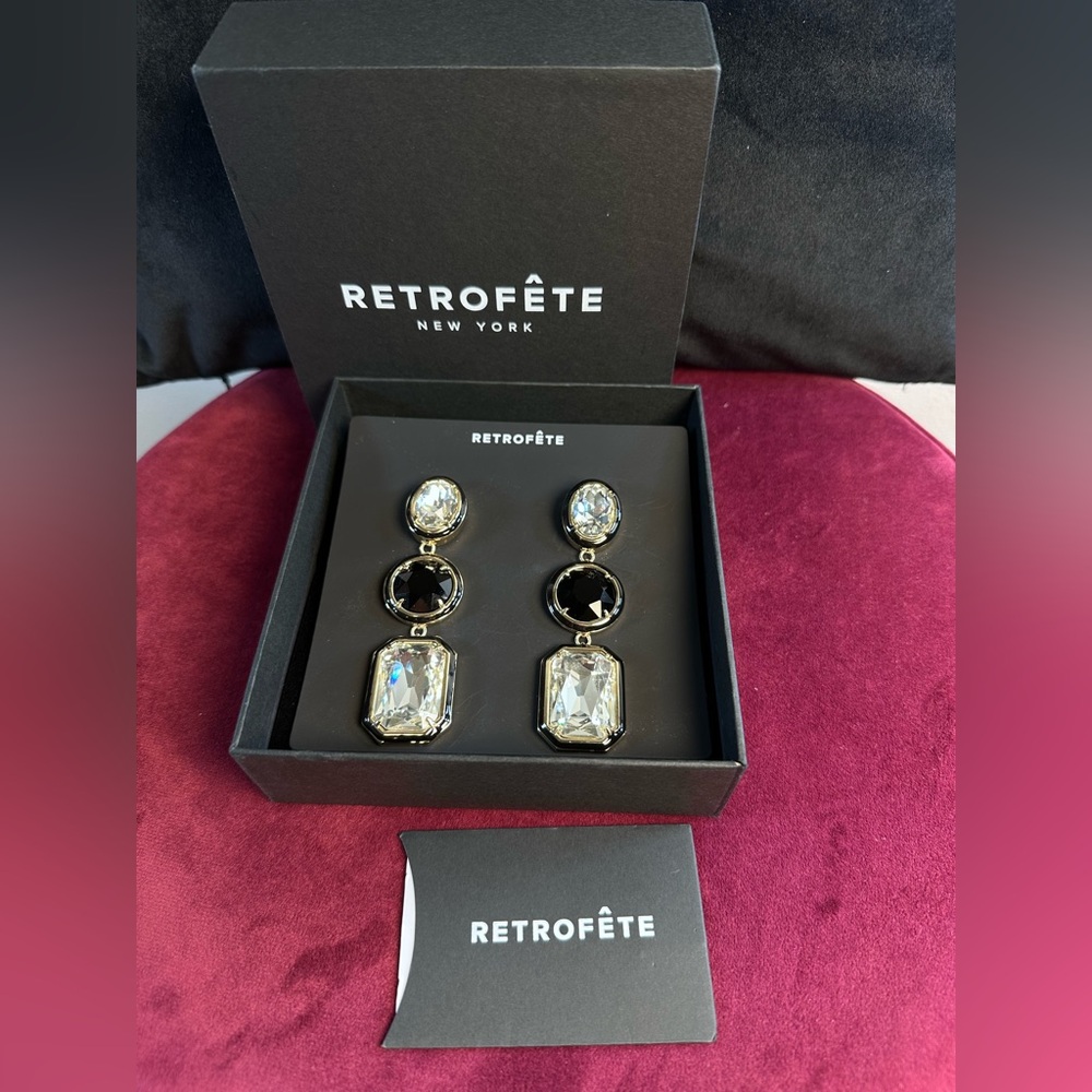 retrofete Camille Gemstone Drop Earring in Black crystal stones large dangle - Picture 4 of 6